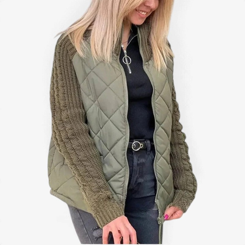 Brielle™ Vattert jakke med strikkede ermer