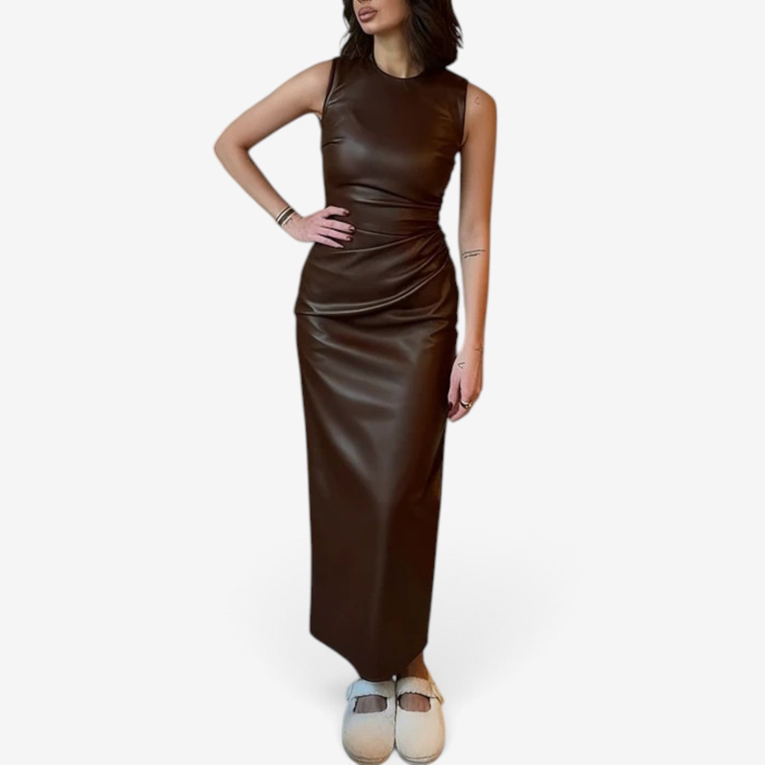 Claire™ Ermeløs Midi-kjole