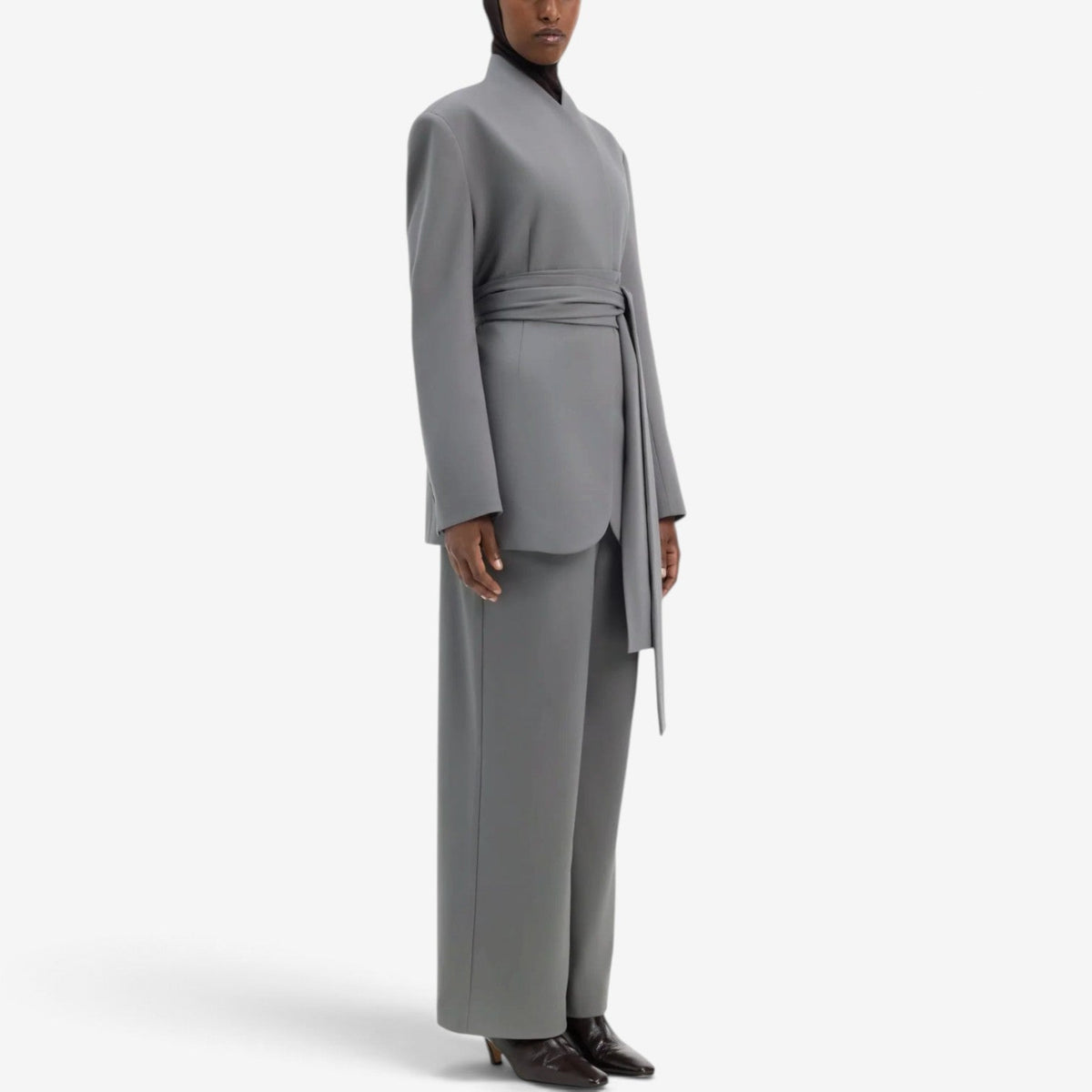 Marcella™ Elegant jakke med belteknyting i livet