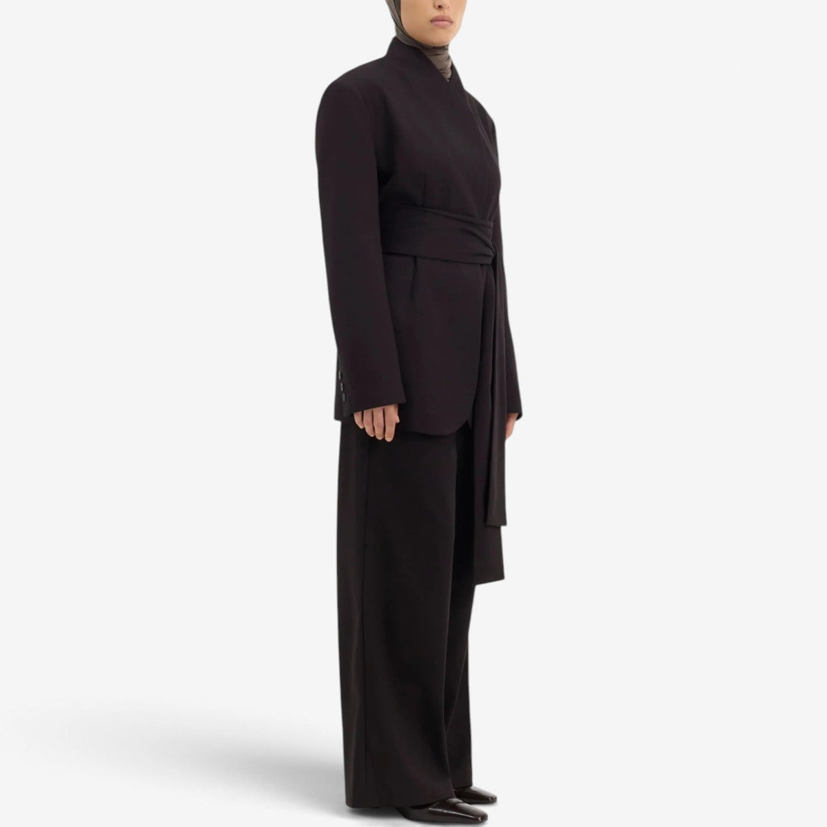 Marcella™ Elegant jakke med belteknyting i livet