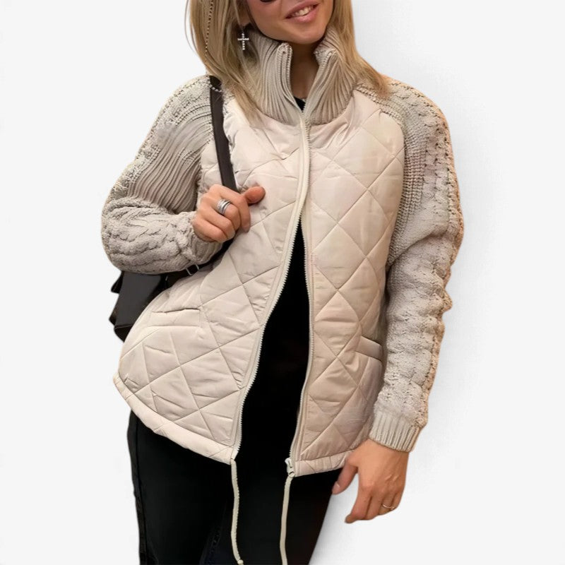 Brielle™ Vattert jakke med strikkede ermer