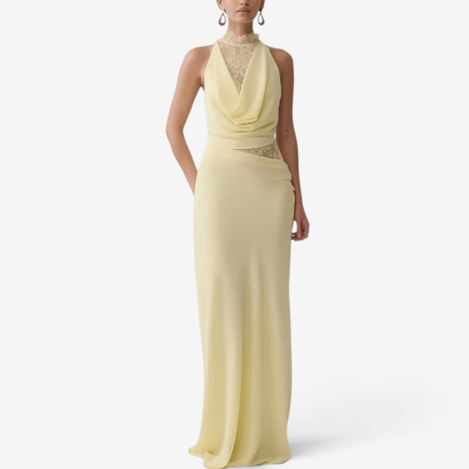 Alera™ Halsnål blondemaxi kjole