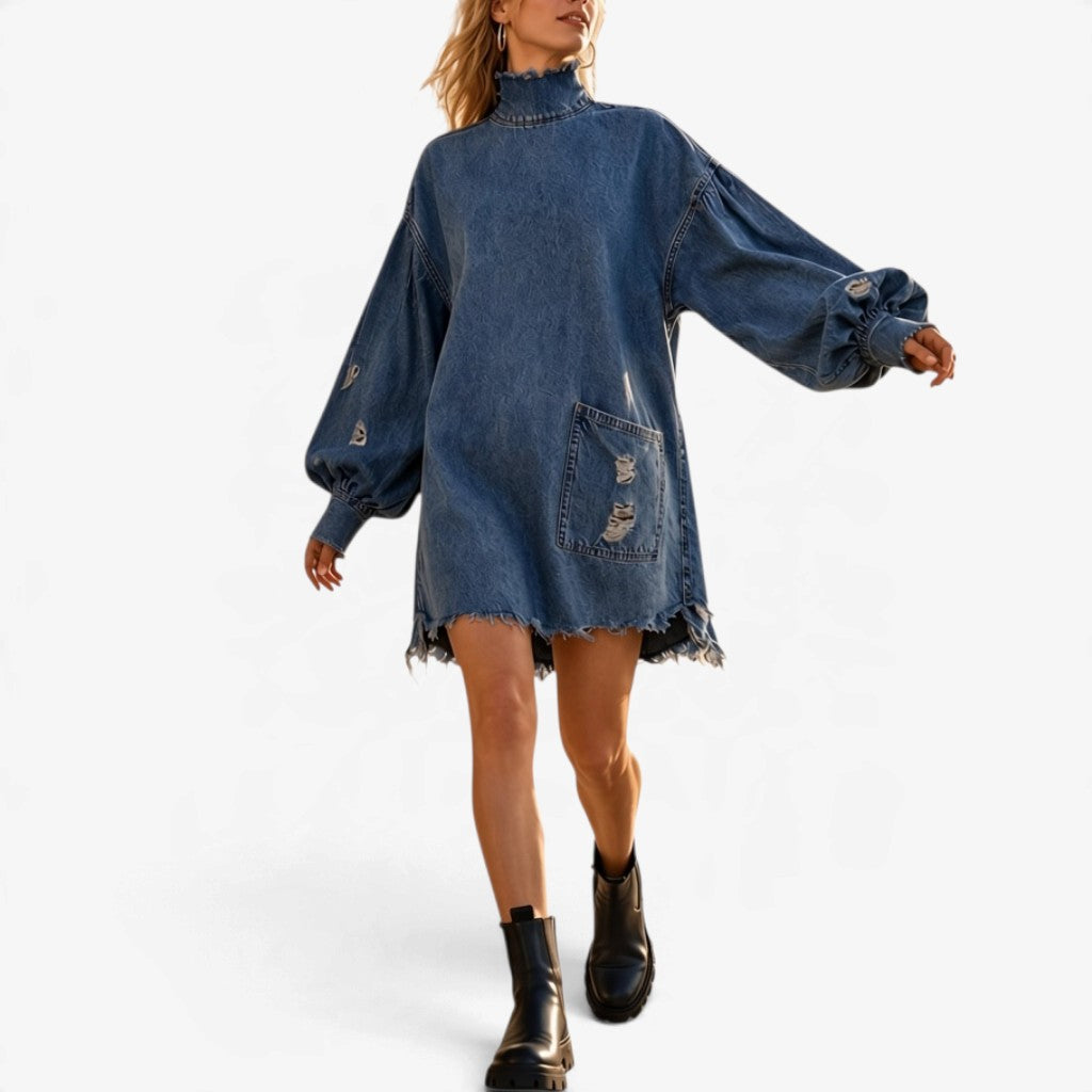 Evelyne™ Oversized Distressed Denimkjole